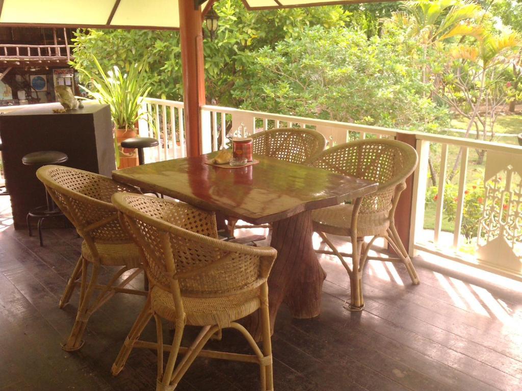 Ban Sabai Sabai Guest House Kanchanaburi Kamer foto