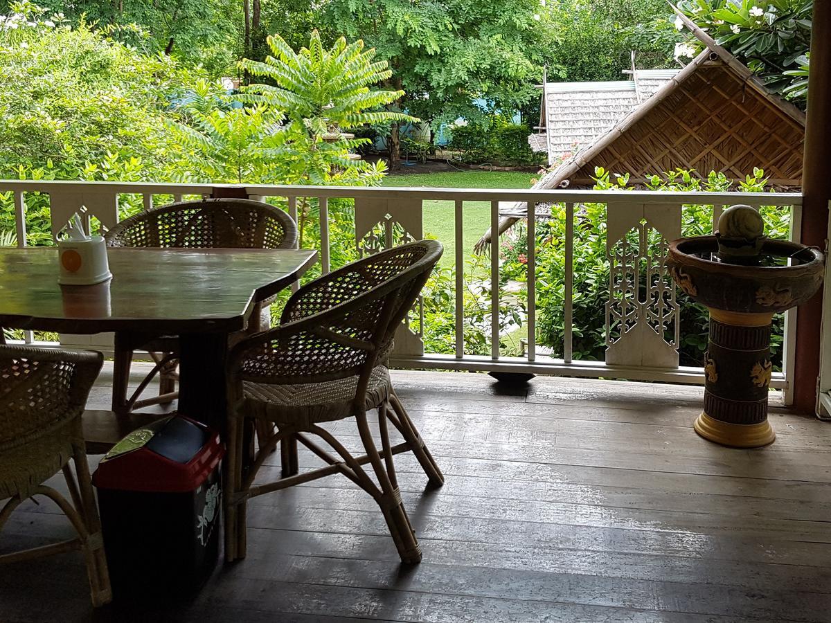 Ban Sabai Sabai Guest House Kanchanaburi Buitenkant foto